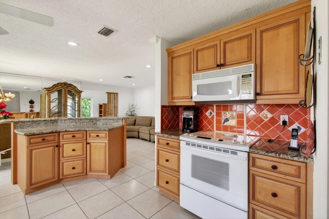Photo of 6049 Dusenburg Road