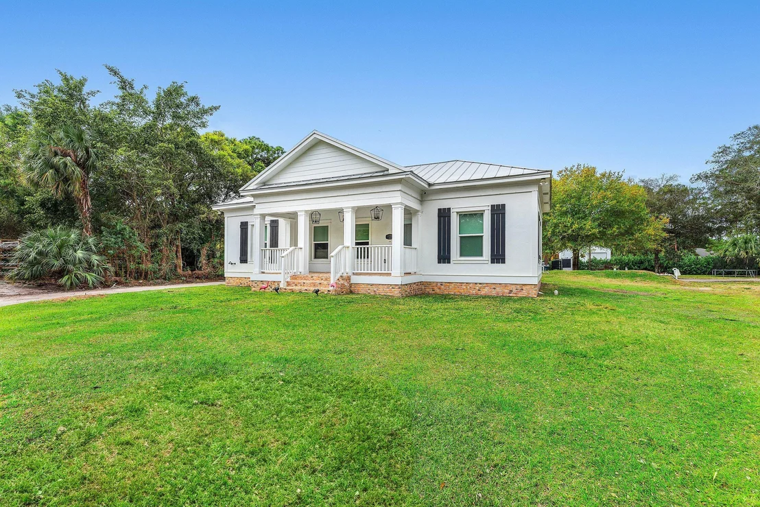 Photo of 16823 127th Drive N