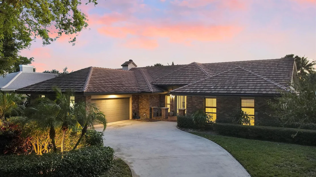 Photo of 18421 SE Heritage Drive
