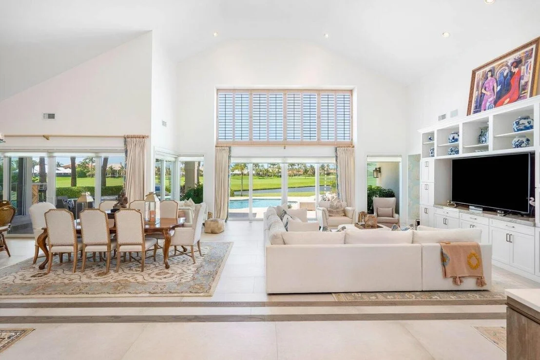 Photo of 2160 SE Golfview Lane
