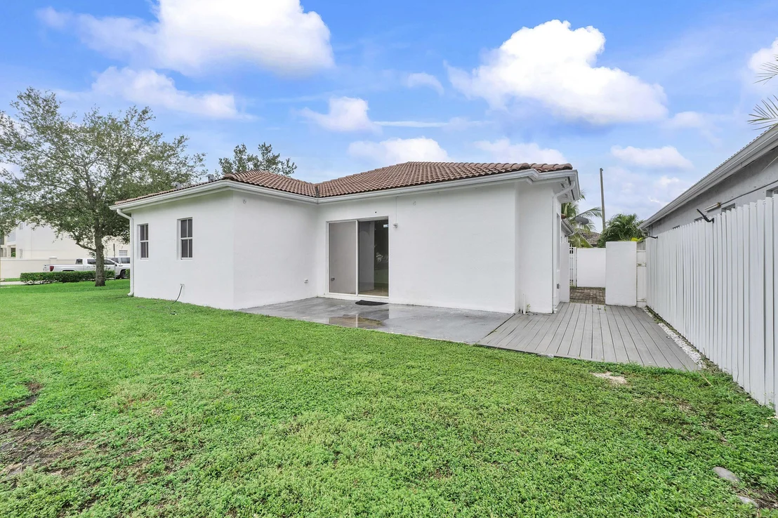 Photo of 8911 NW 178th Lane