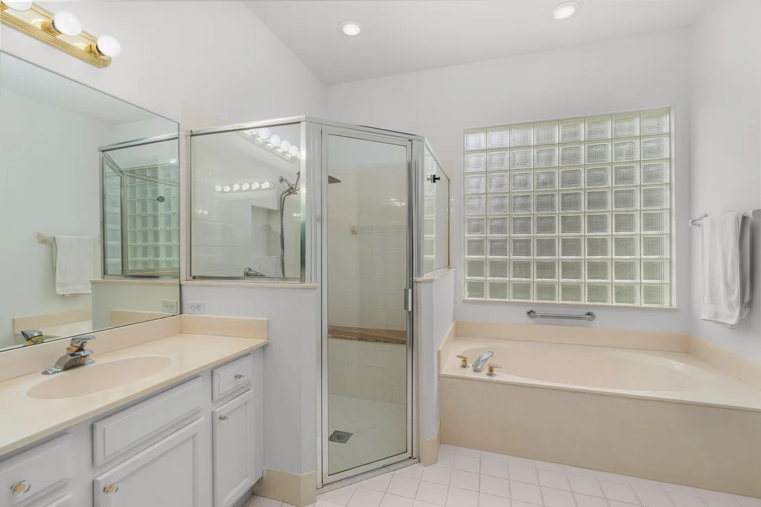 Photo of 8620 HIGH CAY
