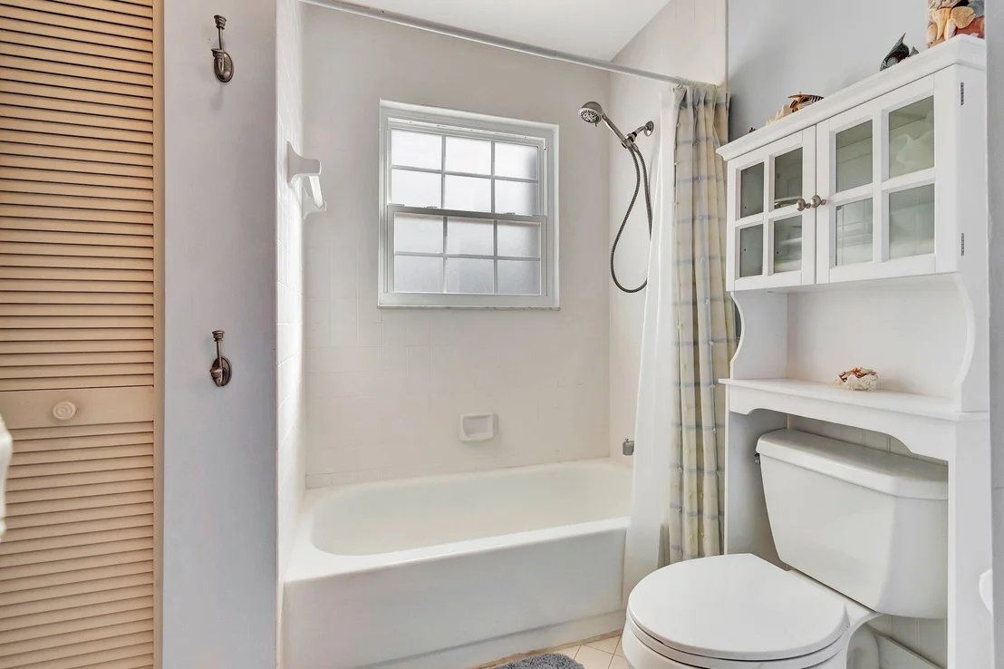 Photo of 6393 Lansdowne Circle