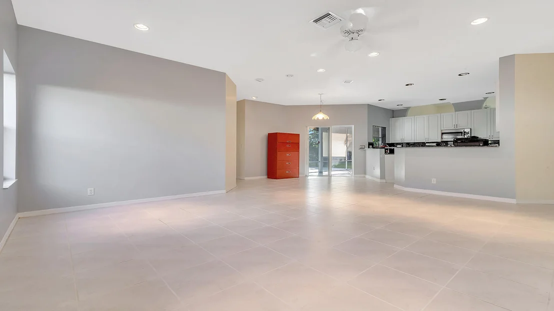Photo of 11272 Edgewater Circle