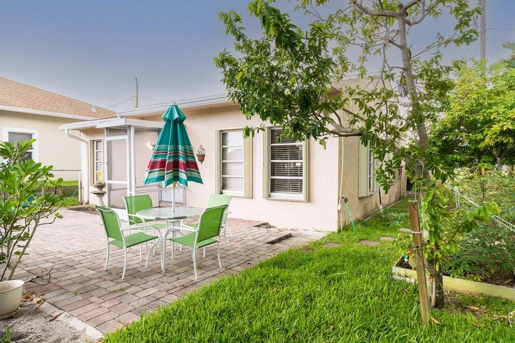 Photo of 1133 Mango Drive