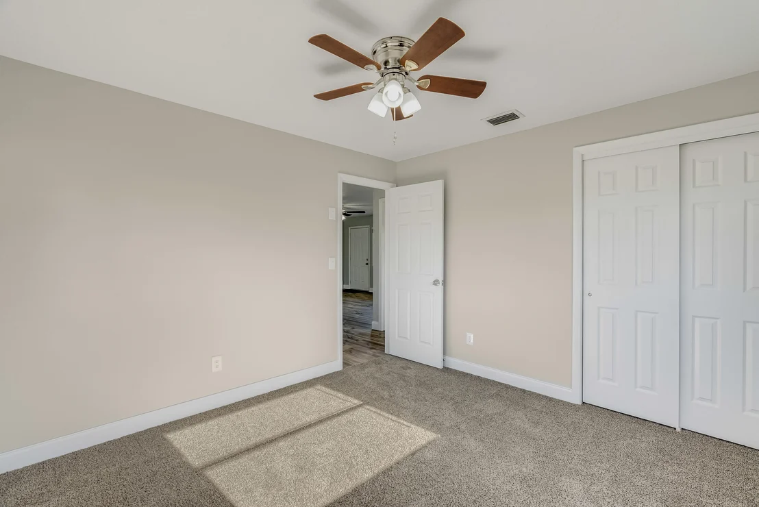 Photo of 262 Dock Avenue