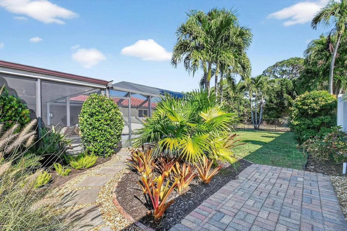 Photo of 198 Golfview Drive