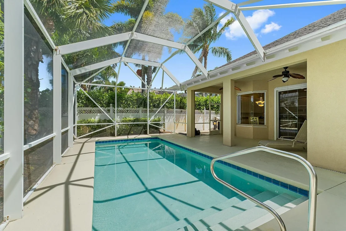 Photo of 2628 W Community Drive