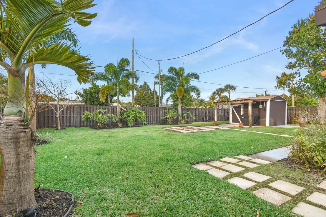 Photo of 525 Evergreen Drive