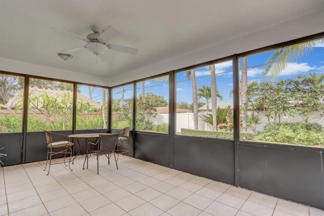 Photo of 1 Beverly Road W