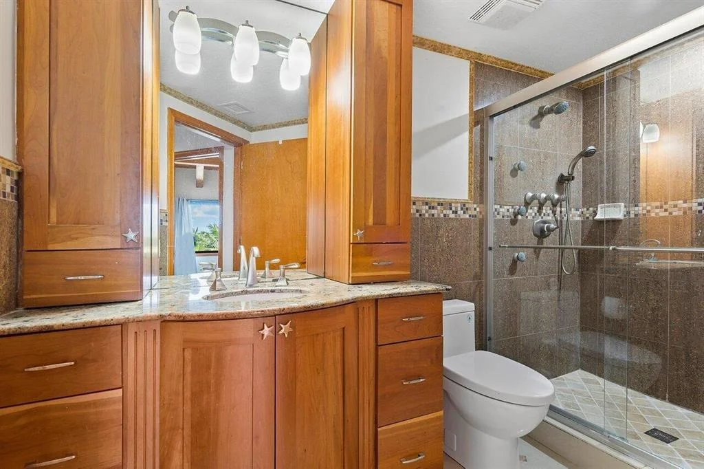 Photo of Unit 1 at 370 Mercury Road