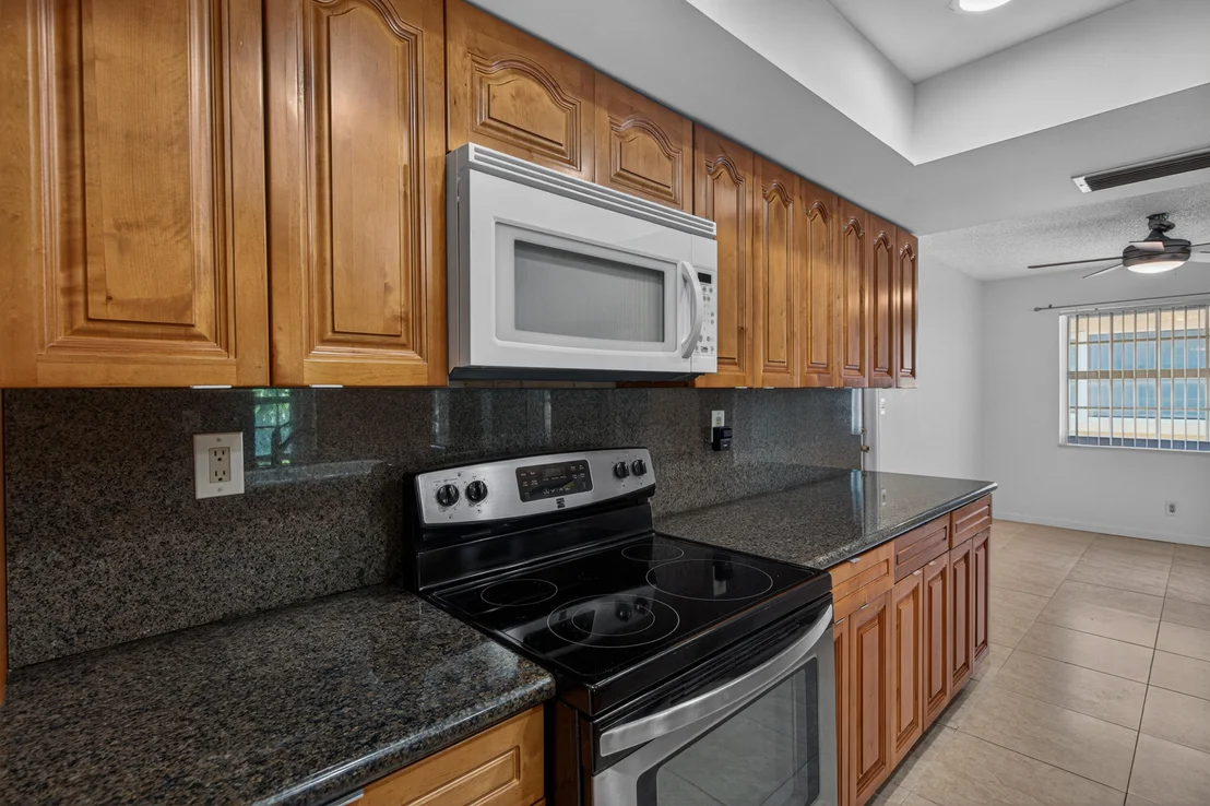 Photo of 4234 NW 3rd Way