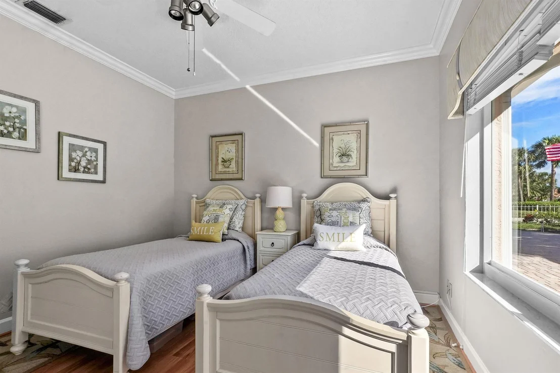 Photo of 8137 SE Double Tree Drive