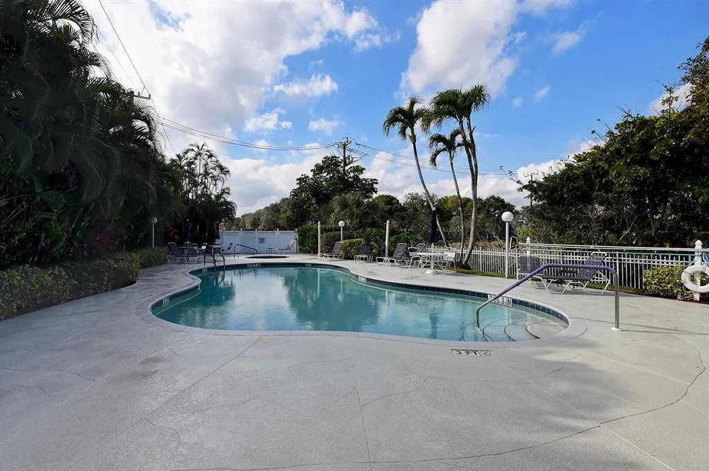 Photo of 5214 Brookview Drive