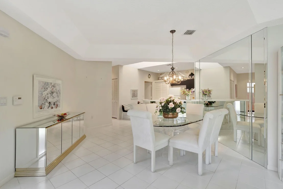 Photo of Unit D at 9928 Seacrest Circle