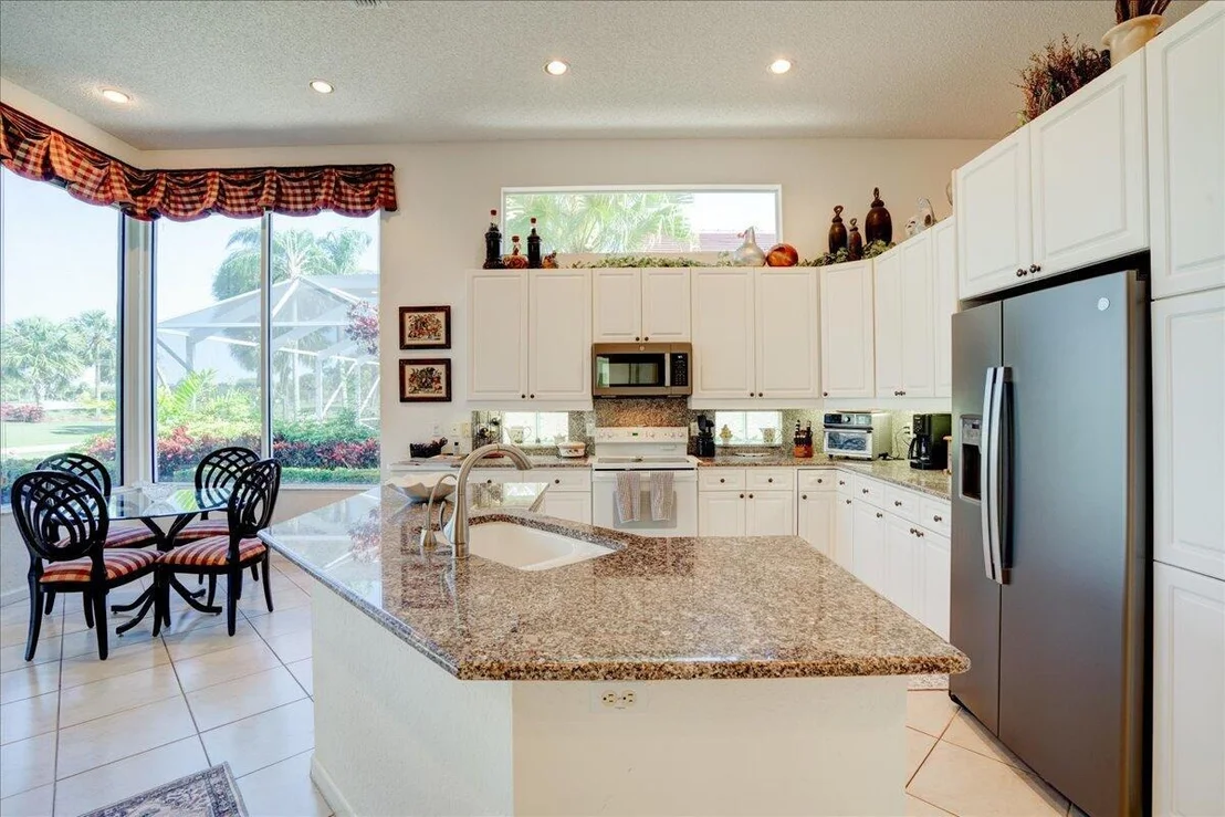 Photo of 4686 Hazleton Lane
