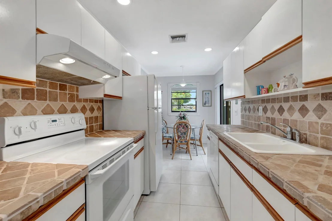 Photo of Unit B at 14091 Nesting Way