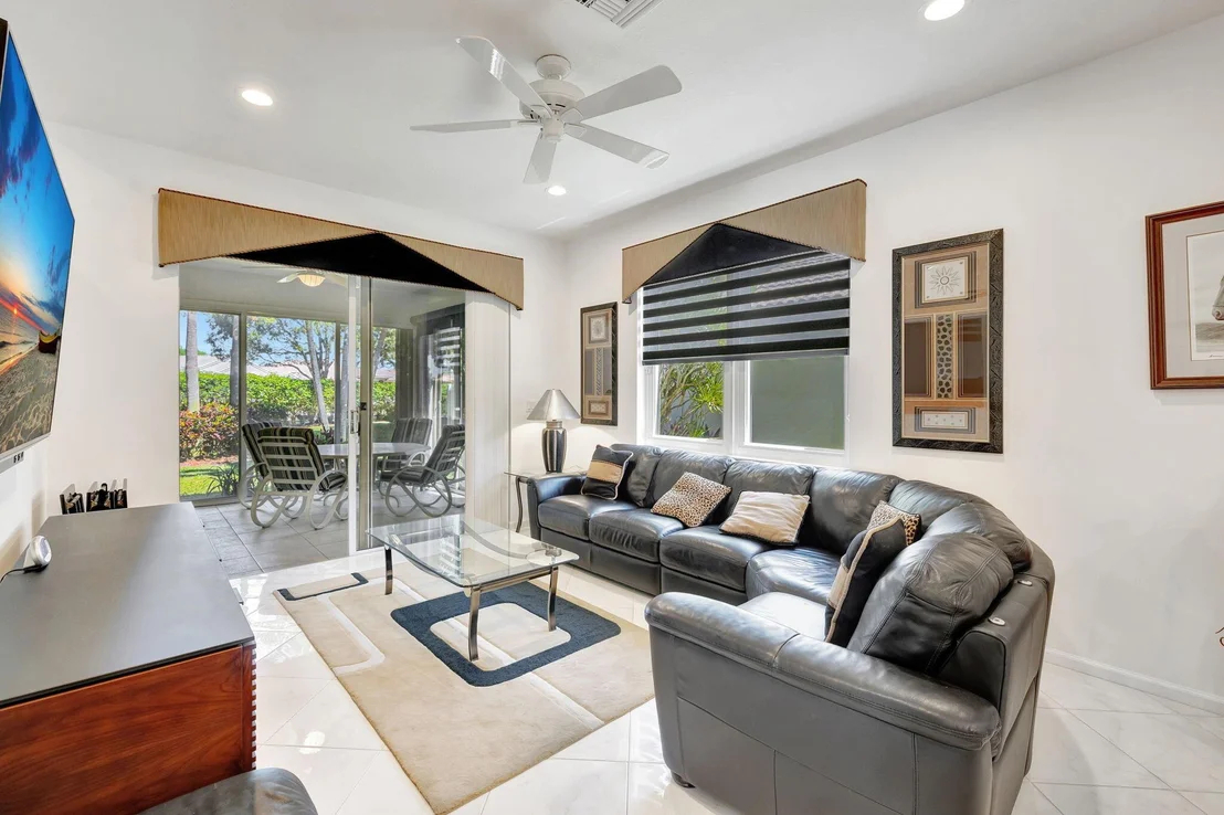 Photo of 5827 Seashell Terrace