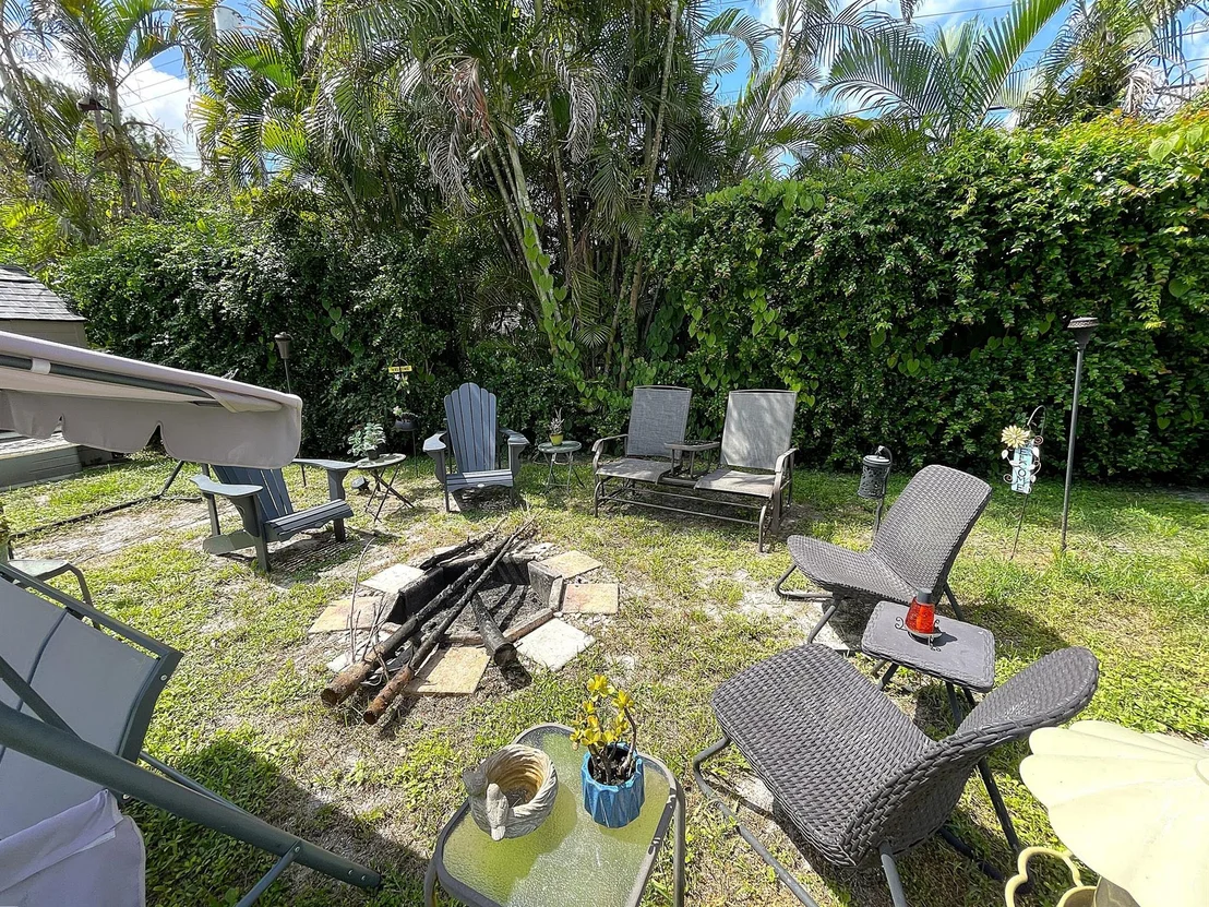 Photo of 5386 Van Buren Road
