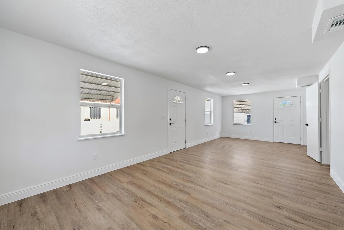 Photo of 3014 SE 25th Street