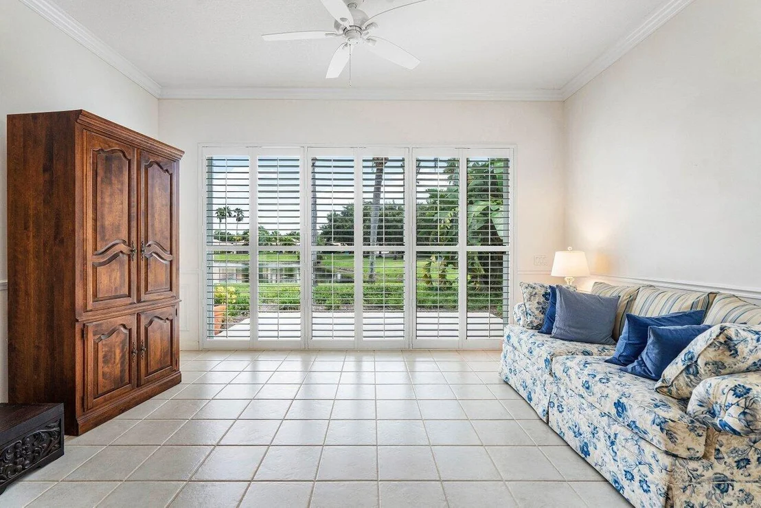 Photo of 4775 Lakeland Drive