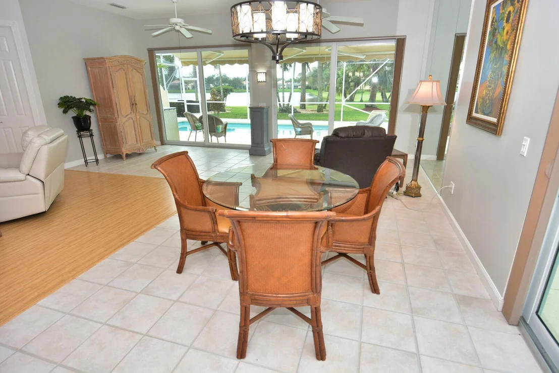 Photo of 1514 SW Eagleglen Place
