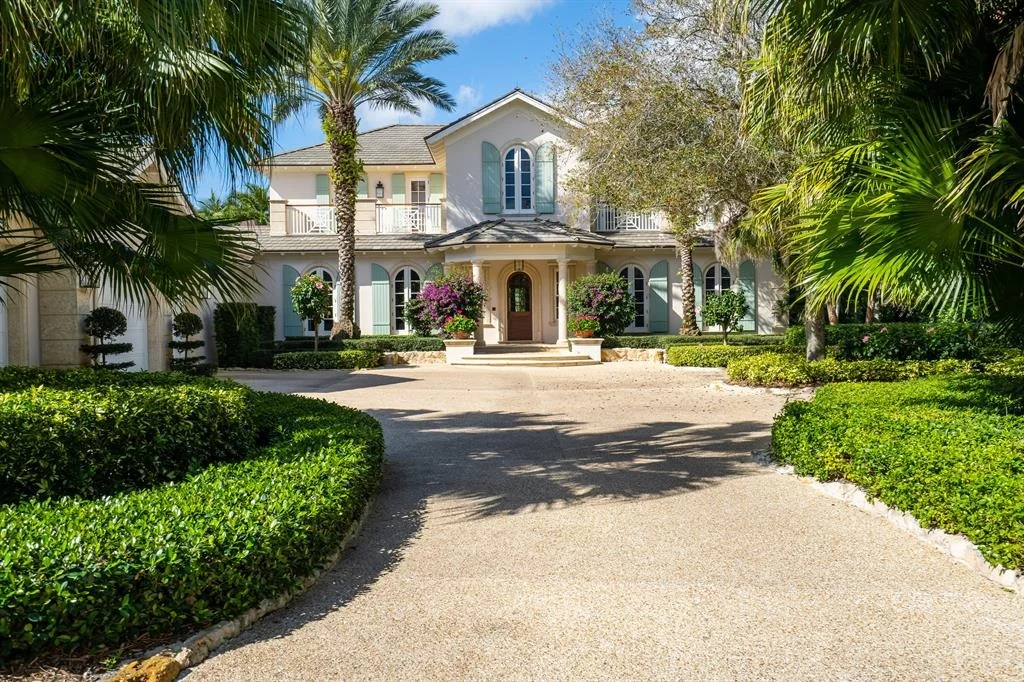 Photo of 709 Grove Place