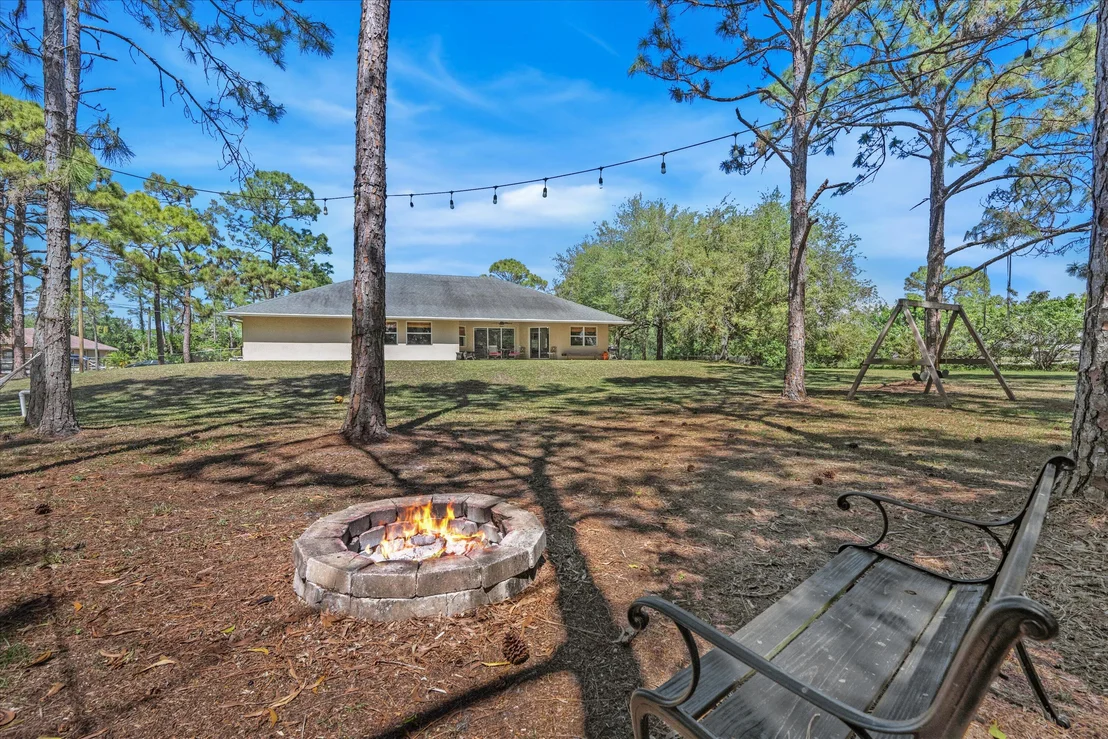 Photo of 14606 85th Road N