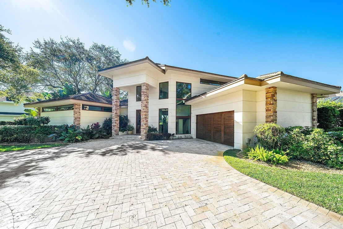 Photo of 18163 SE Ridgeview Drive