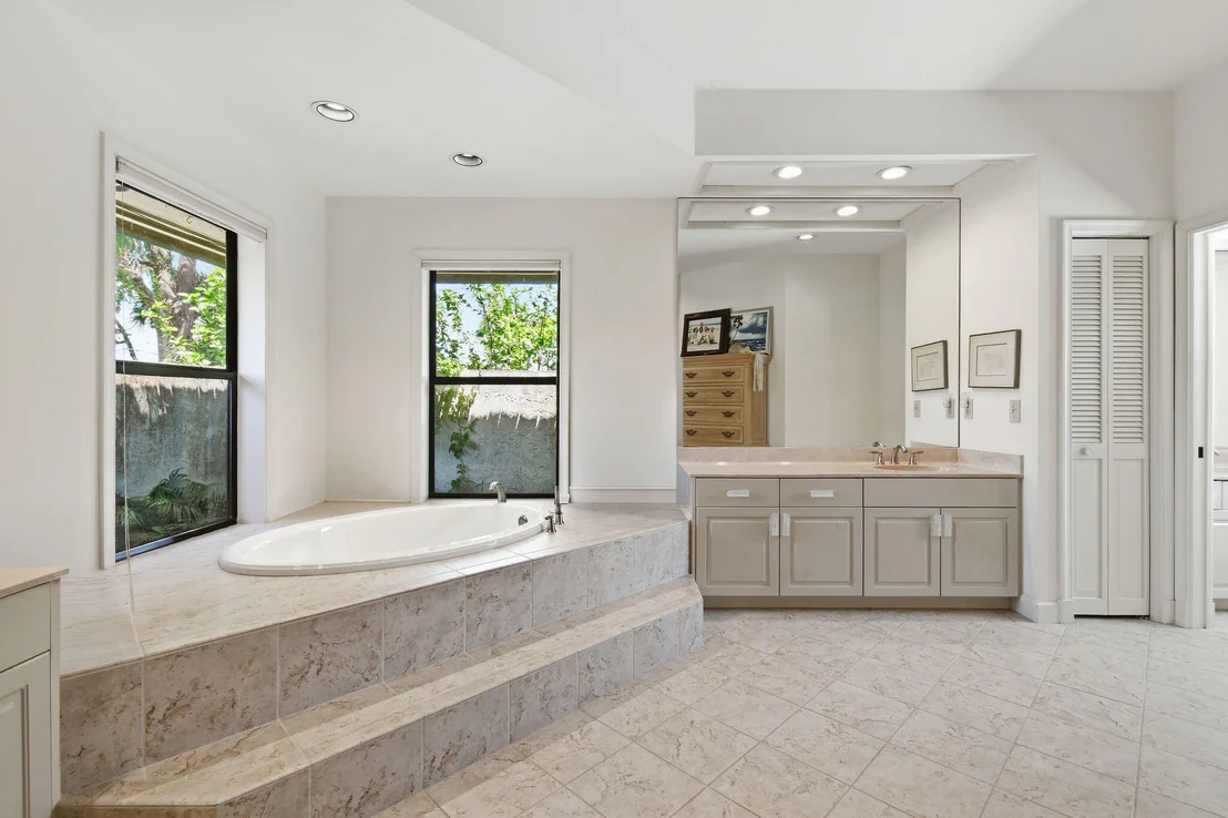 Photo of 6980 SE Winged Foot Drive