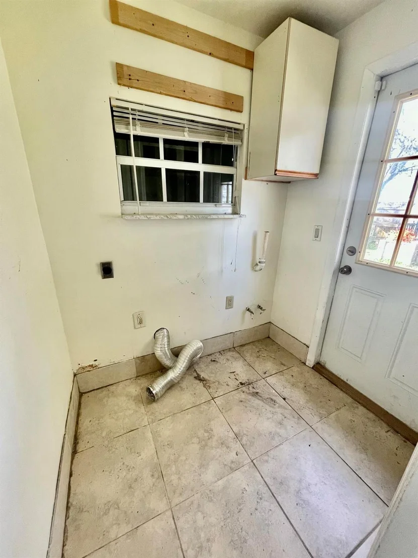 Photo of 1498 Hunter Road