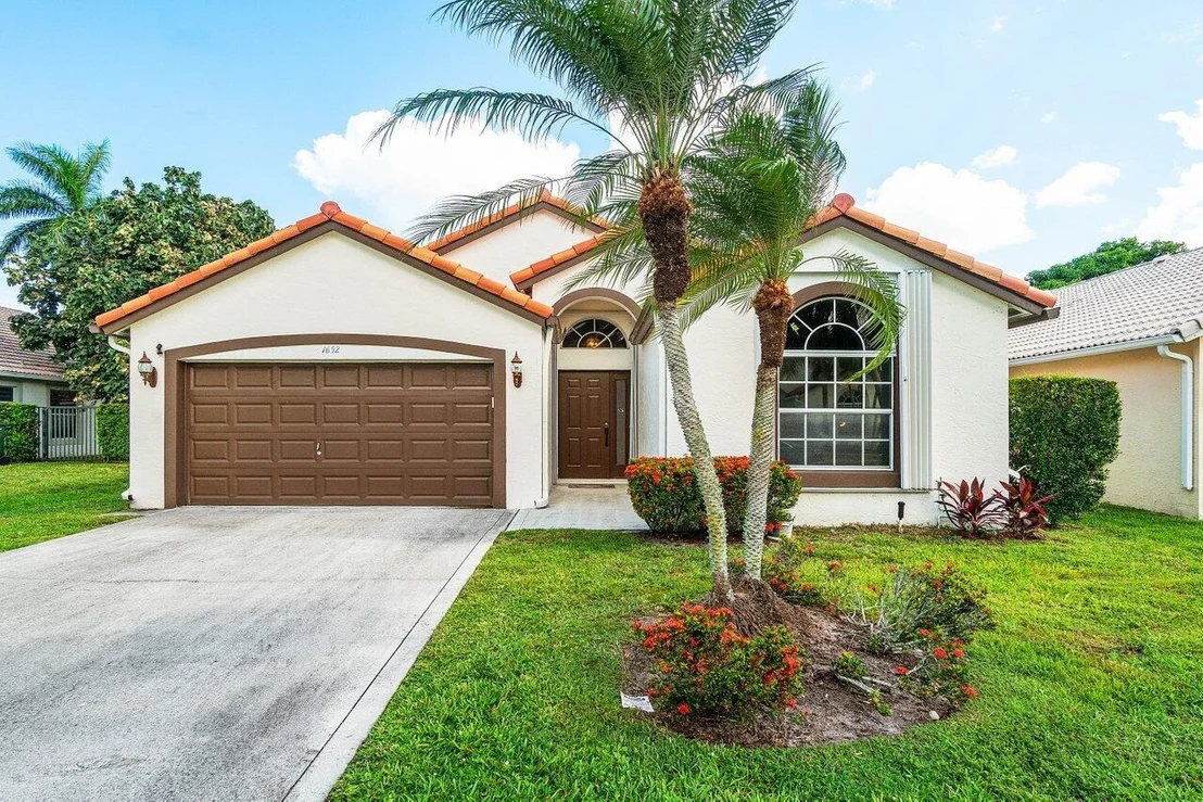 Photo of 1652 Oak Berry Circle