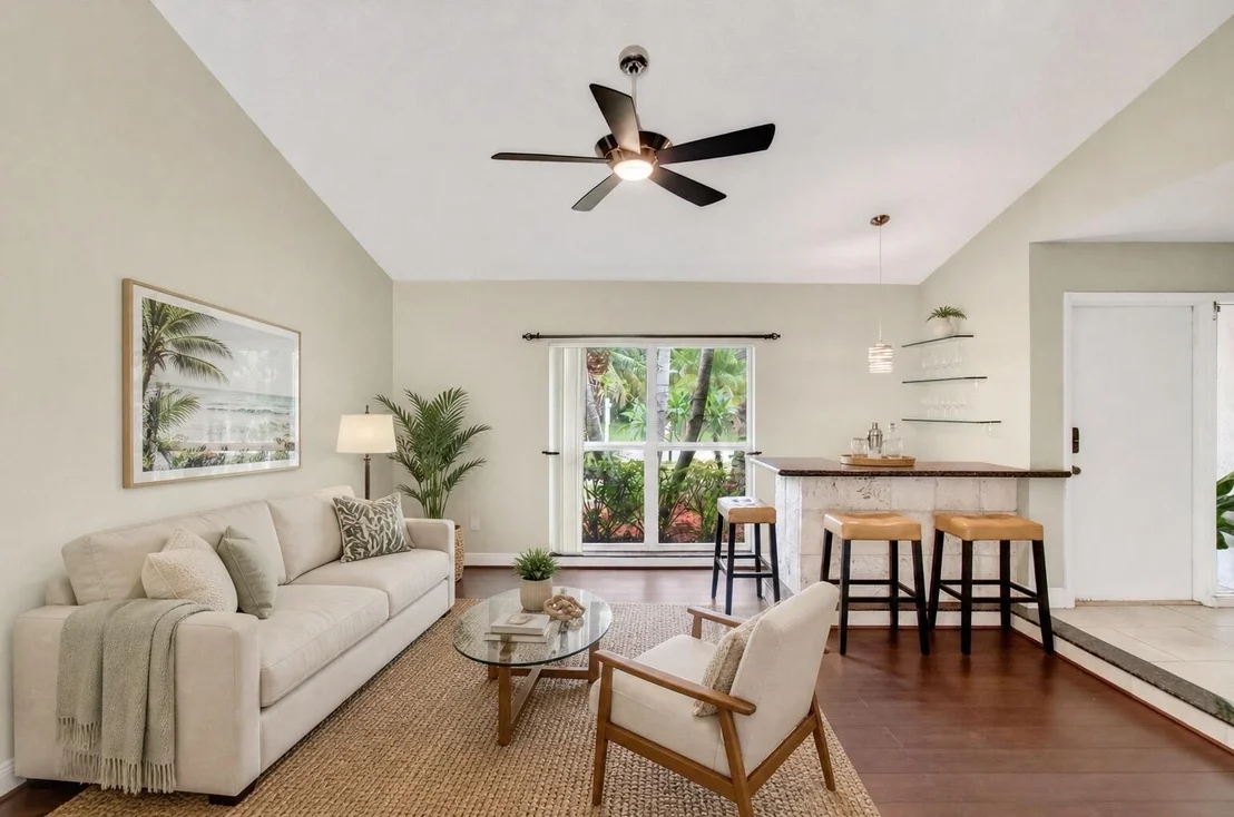 Photo of 586 NW 45TH Way