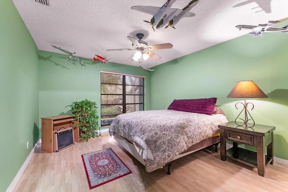 Photo of 6886 Tiburon Circle
