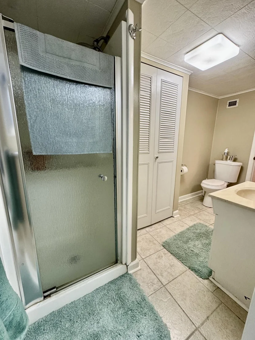Photo of 1183 Canal Way