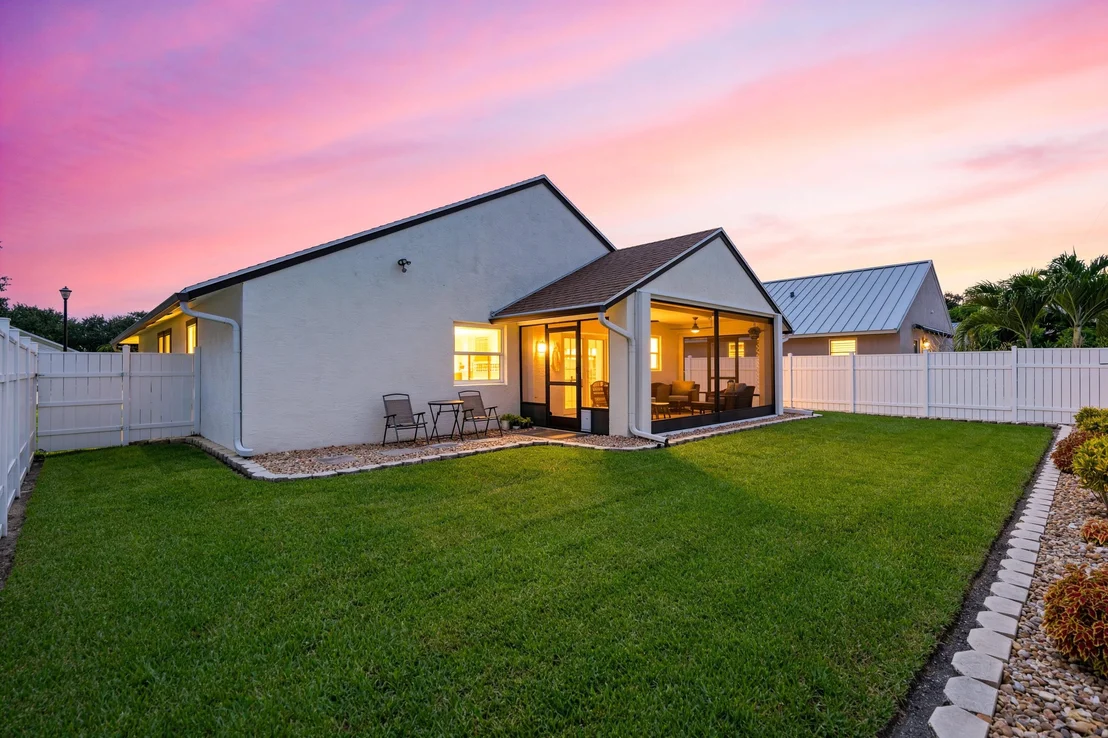 Photo of 145 Pennock Landing Circle