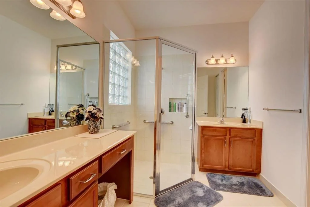 Photo of 8108 Baltic Amber Road