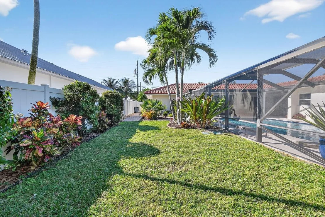 Photo of 198 Golfview Drive