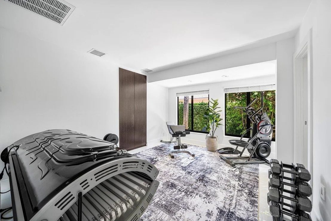 Photo of 1648 Breakers West Boulevard