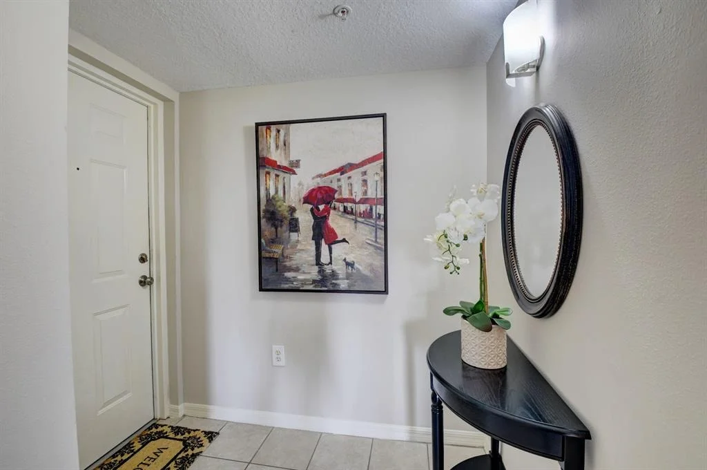 Photo of Unit 423 at 423 Villa Circle