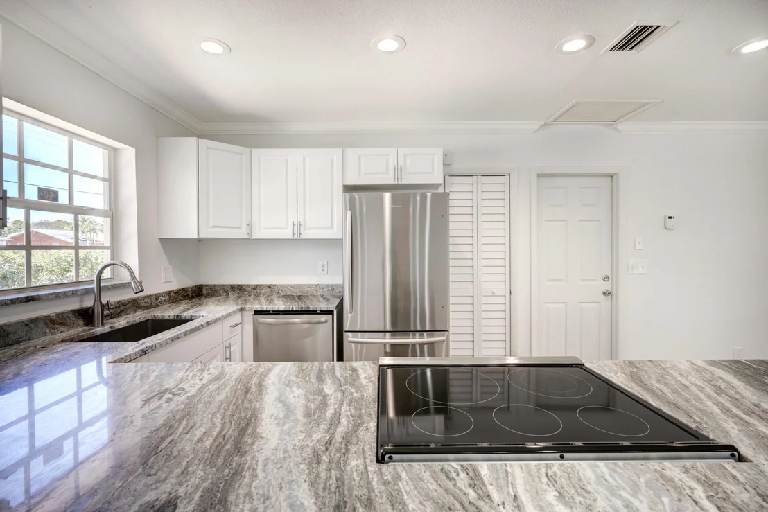Photo of 8602 Sunset Drive