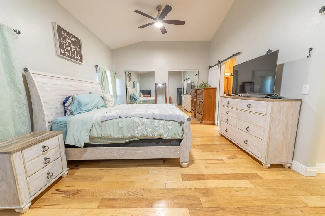Photo of 1402 SE 12th Drive