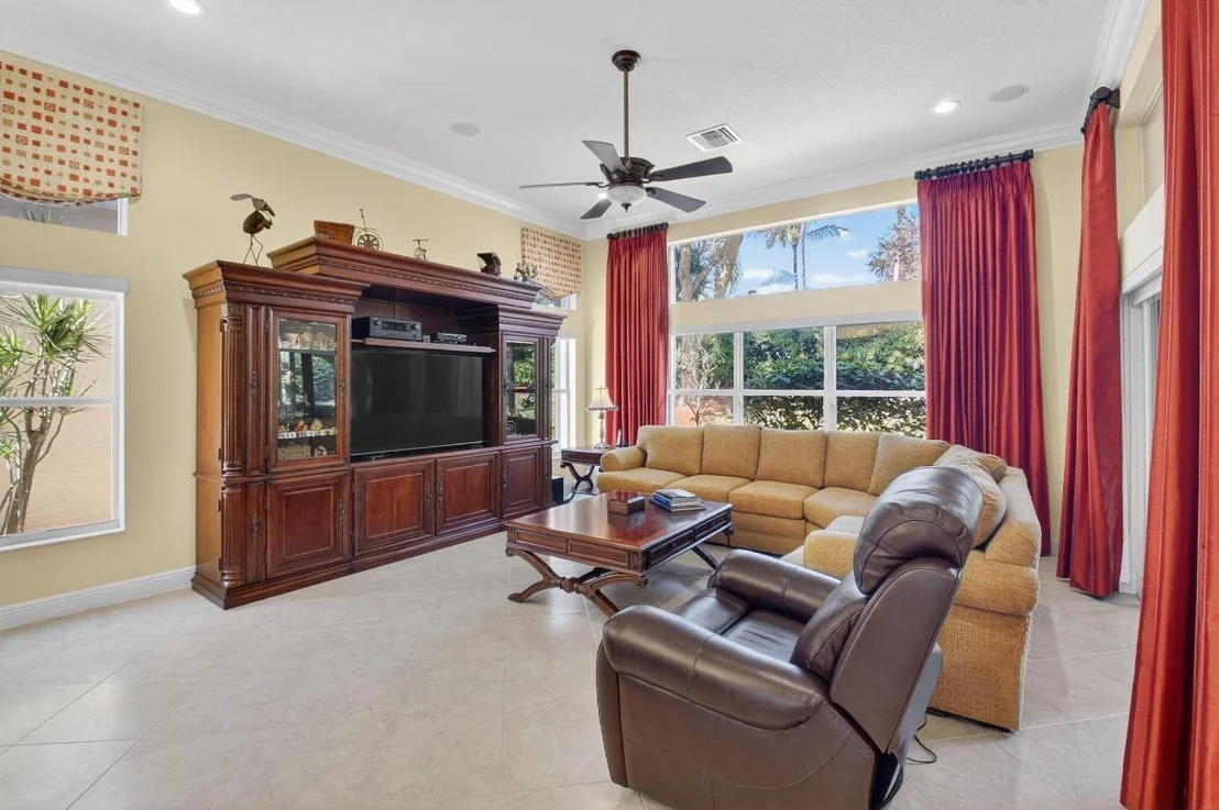 Photo of 7419 Maple Ridge Trail