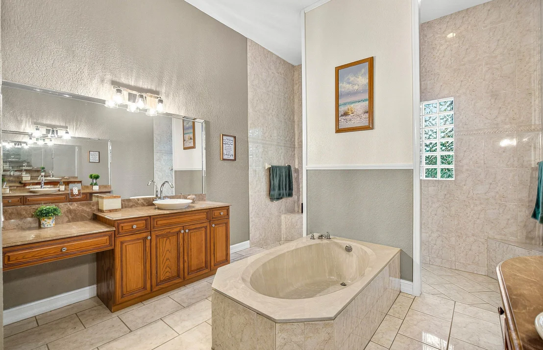 Photo of 8634 Sawpine Road