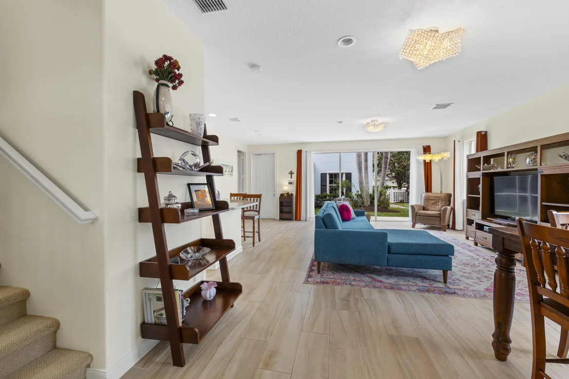 Photo of 106 Bonaire Lane
