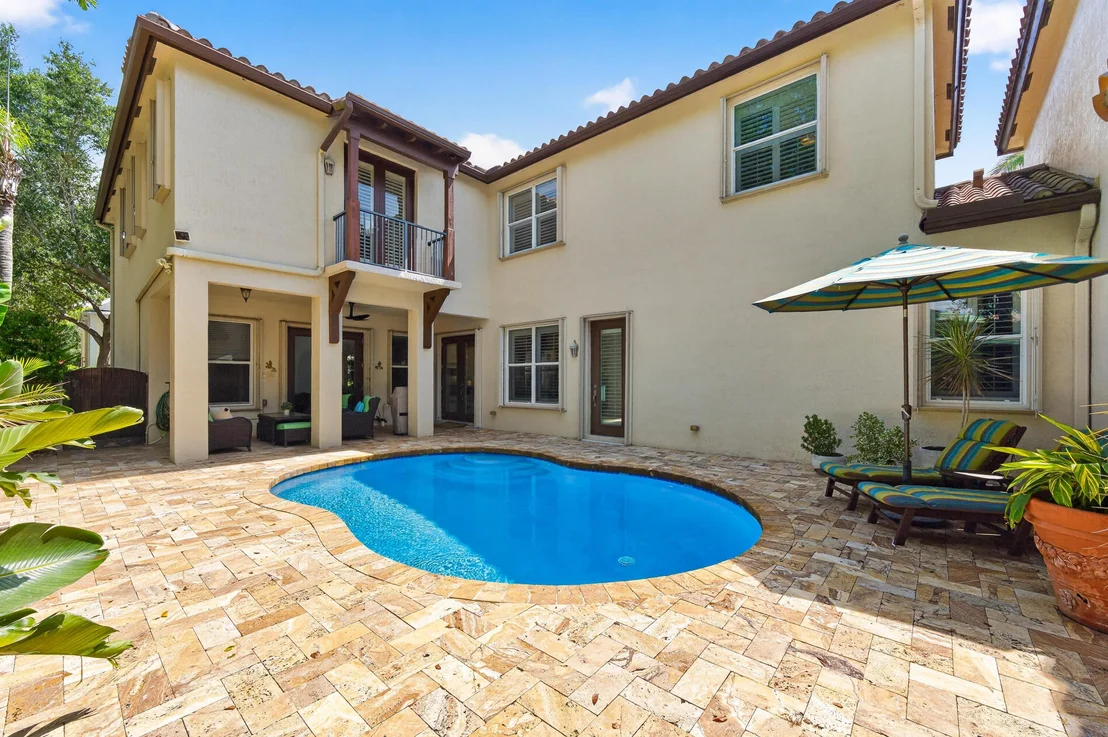Photo of 116 Santiago Drive