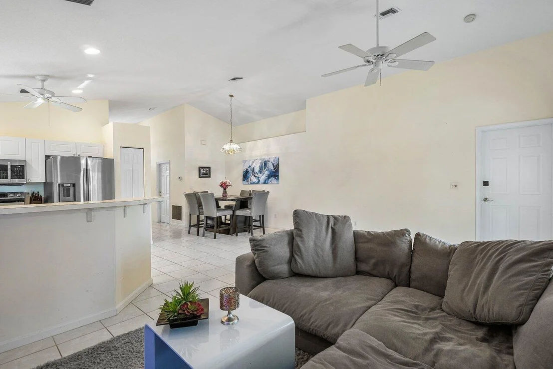 Photo of 1652 Oak Berry Circle
