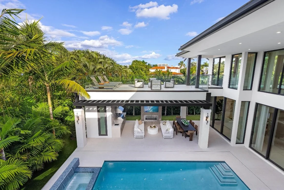 Photo of 2498 Queen Palm Road