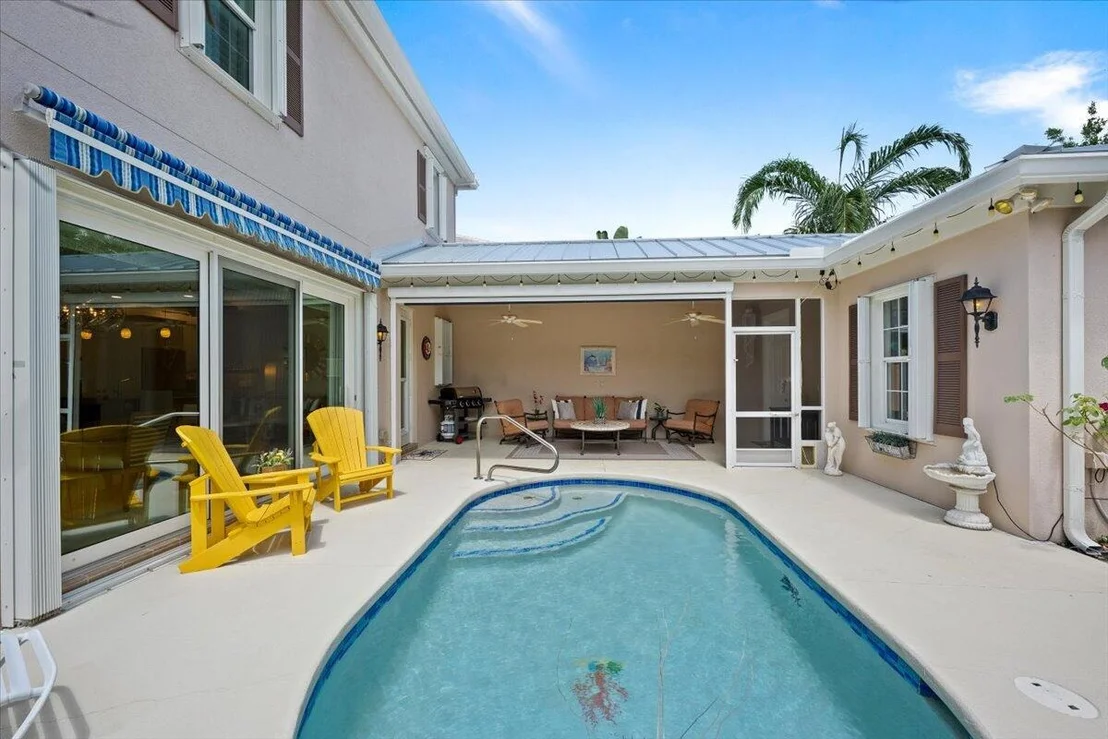 Photo of 1728 W Community Drive