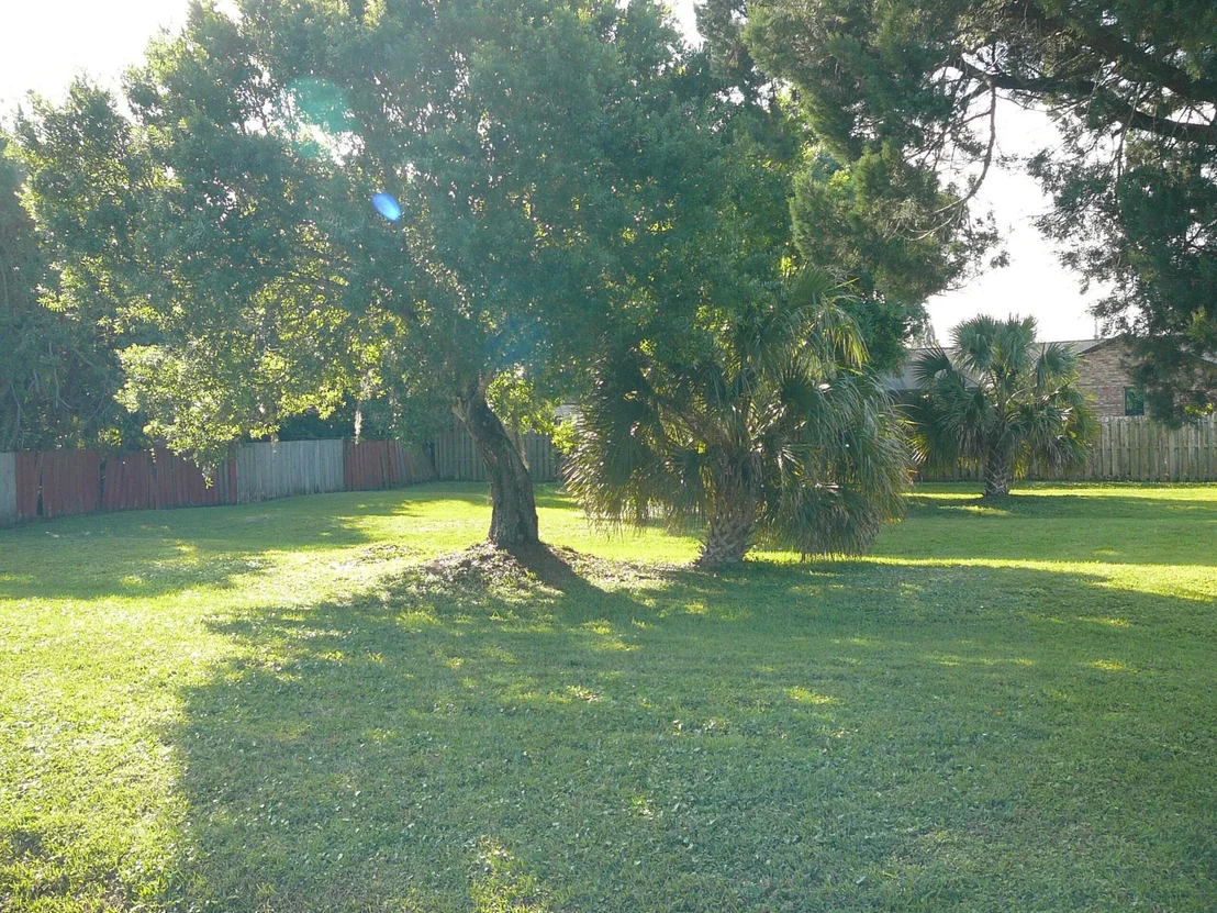 Photo of 903 Echo Street